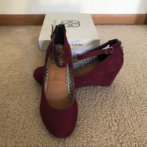 NWOT Wine Colored Wedge Pumps with Ankle Strap👠